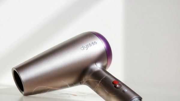 Guide d'achat pour choisir le meilleur lisseur Dyson